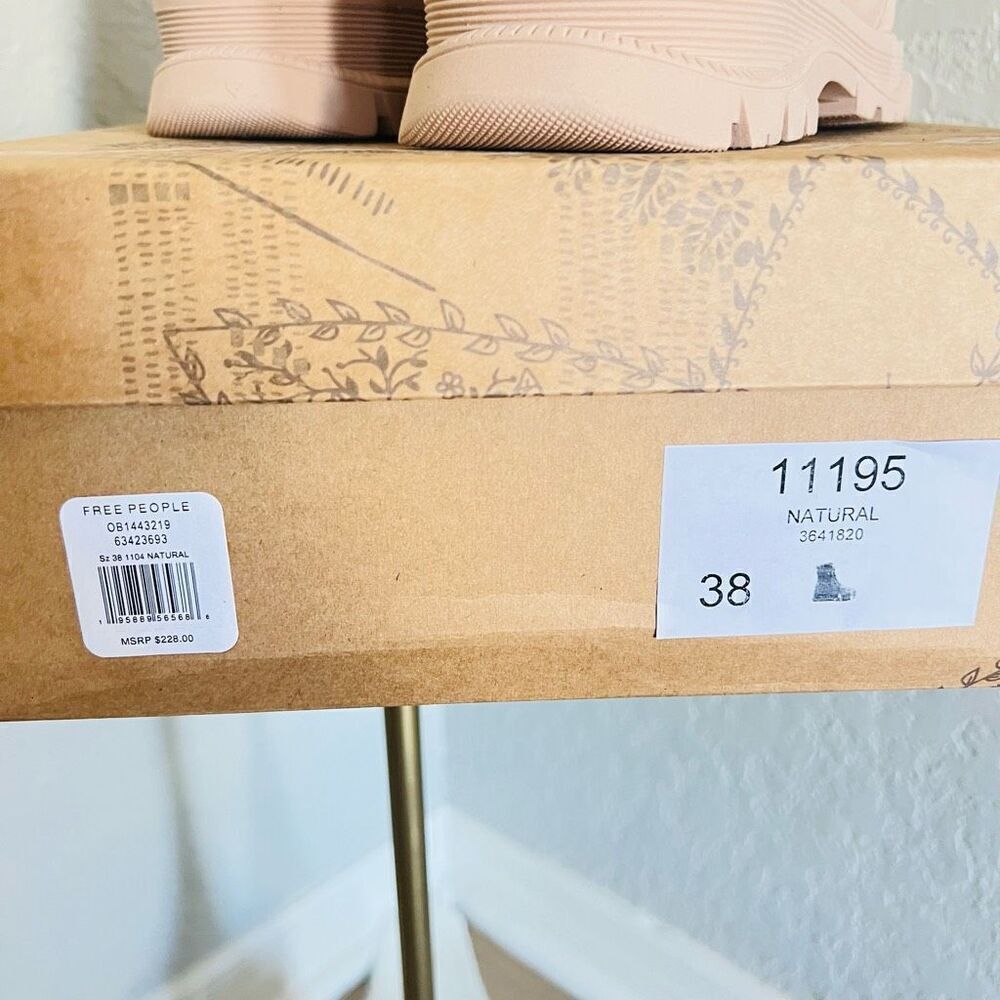 FREE PEOPLE Camp Out Canvas‎ Combat Boot, Natural, Tan/Pink, Size 8, NWT - Picture 9 of 16